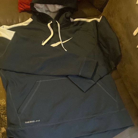 Nike Other - Nike Hoodie (heavy)